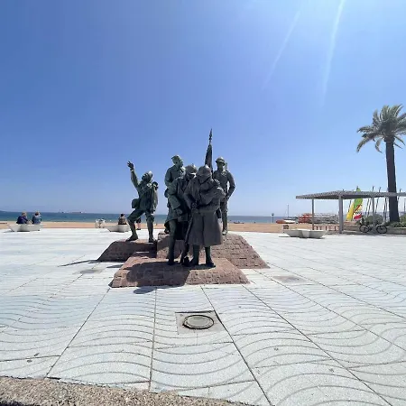 Bord De Mer, 4 Pers, Terrasse, Res. Calme - Fr-1-226a-57 * Fréjus