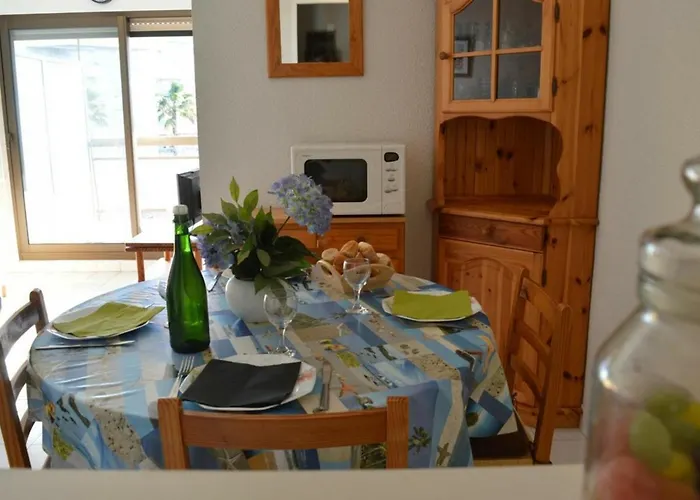 Fréjus, 1 Pièce, 4 Personnes - Fr-1-226a-57 * Fréjus