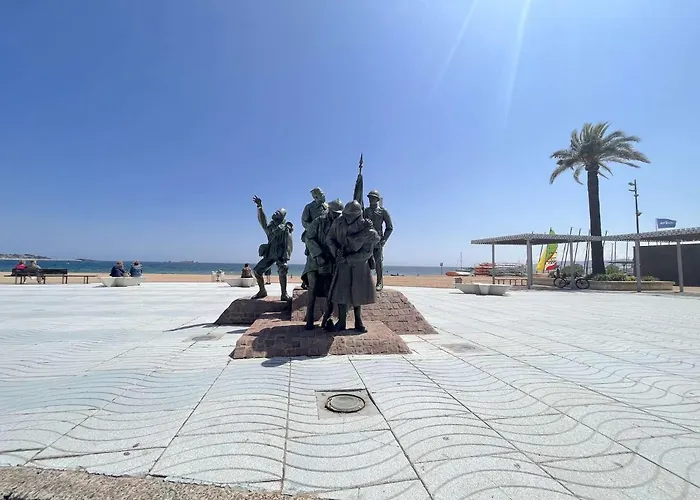 Fréjus, 1 Pièce, 4 Personnes - Fr-1-226a-57 * Fréjus